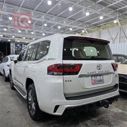 تويوتا لاندكروزر